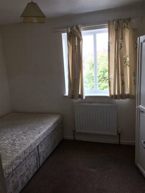 gumtree room for rent|gumtree room to rent se3.